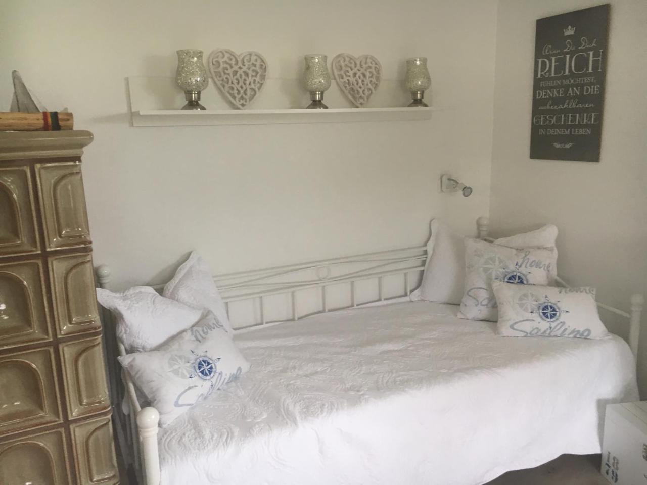 Ferienwohnung Im Idyll 1 헹게르스베르크 외부 사진